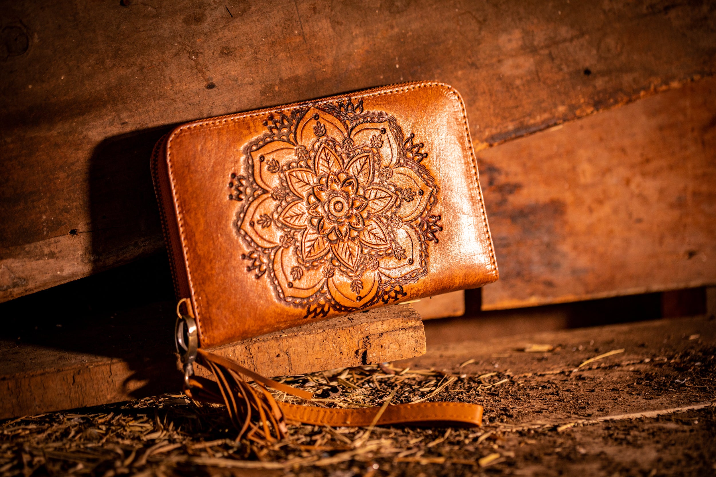 Lisa - Leather Mandala Wallet