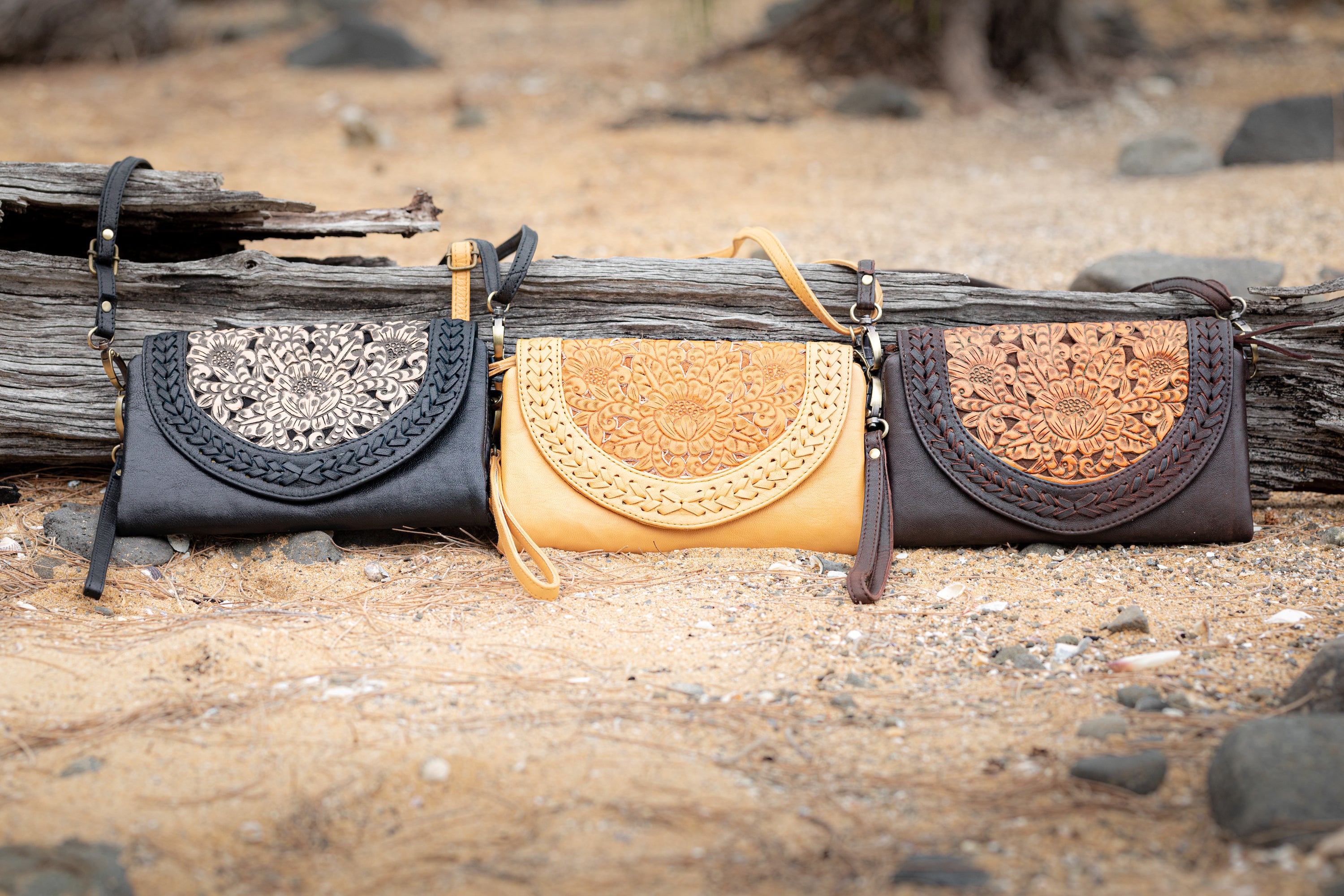 Fleur Leather Crossbody Wallet